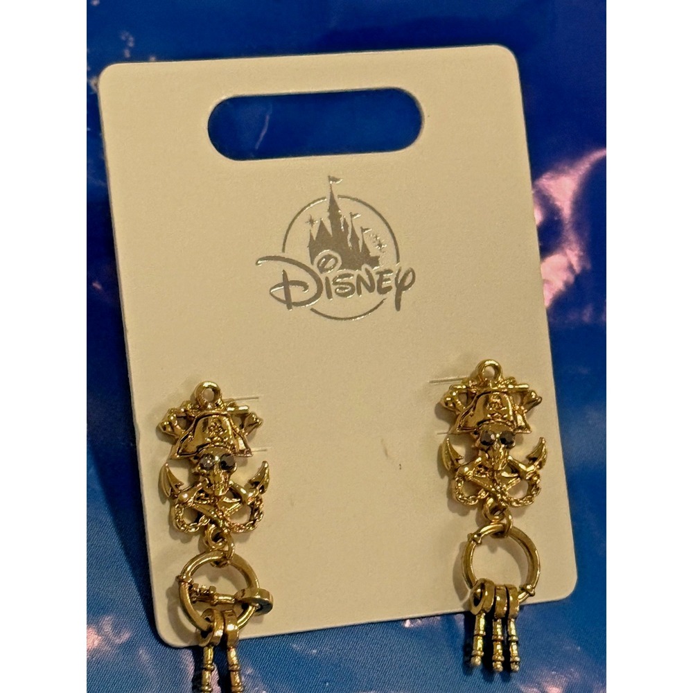 2026 Disney Parks Pirates of the Caribbean Earrings Dangle Skull Pirate